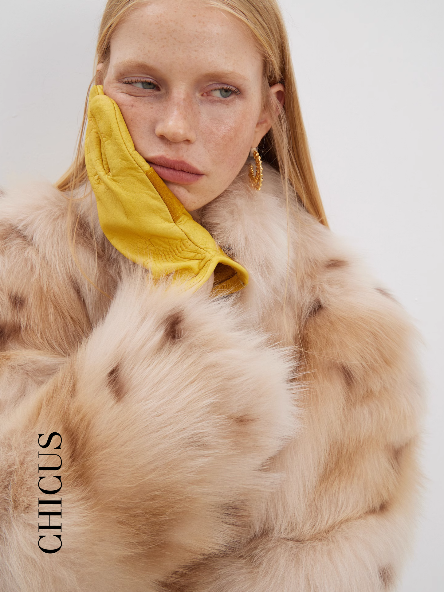 Benekli Tilki "Büyülü Manto" Kadın Kürk Ceket