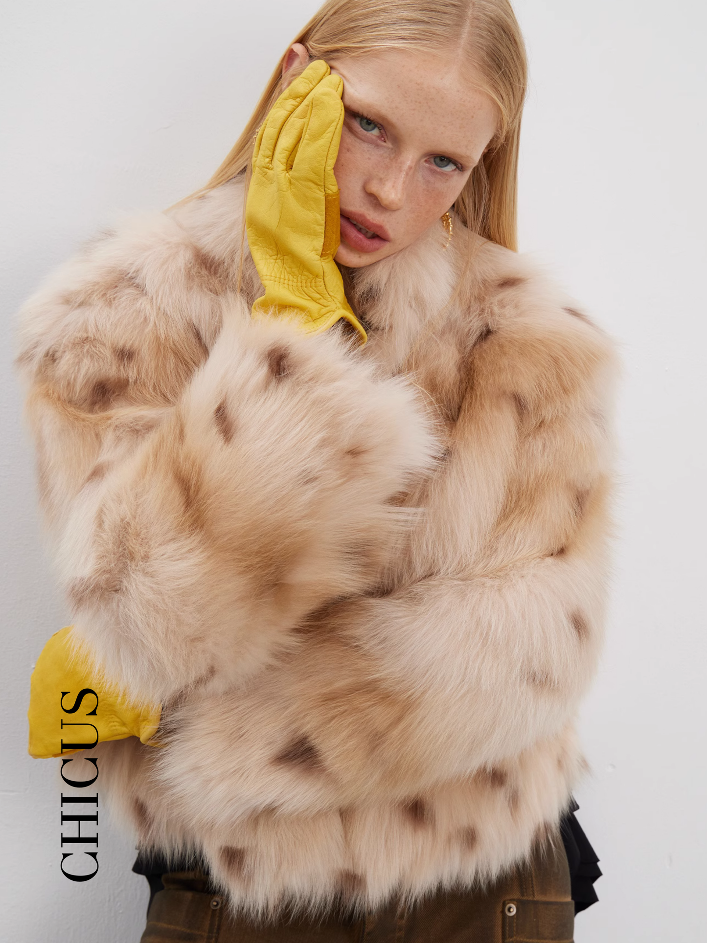 Benekli Tilki "Büyülü Manto" Kadın Kürk Ceket