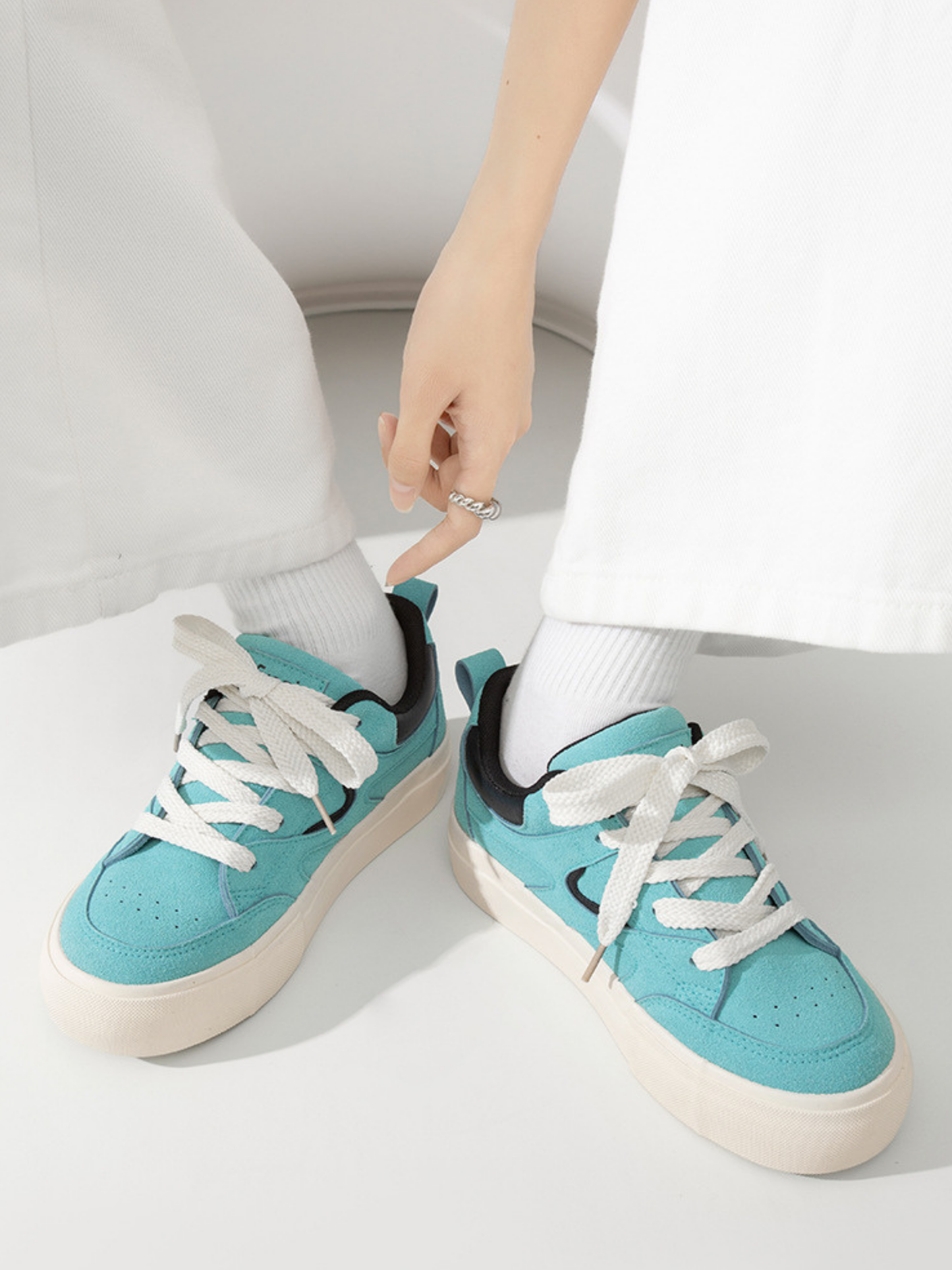 Tuopin Curve Unisex Sneakers
