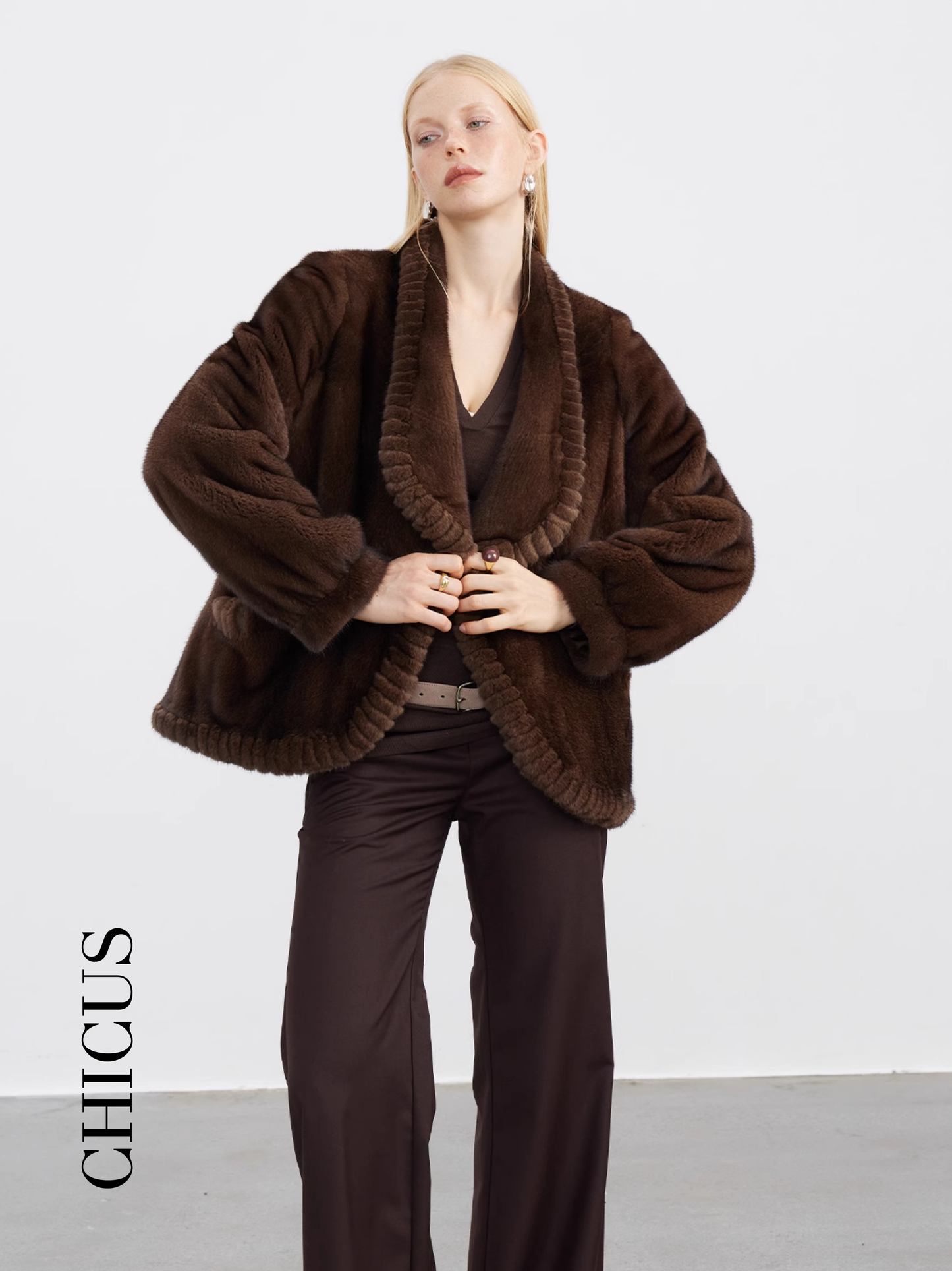 Anadolu Parsı "Kadim Güç" Kadın Kürk Ceket