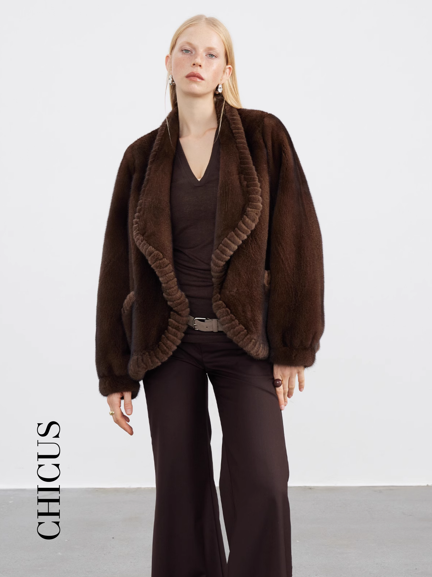 Anadolu Parsı "Kadim Güç" Kadın Kürk Ceket