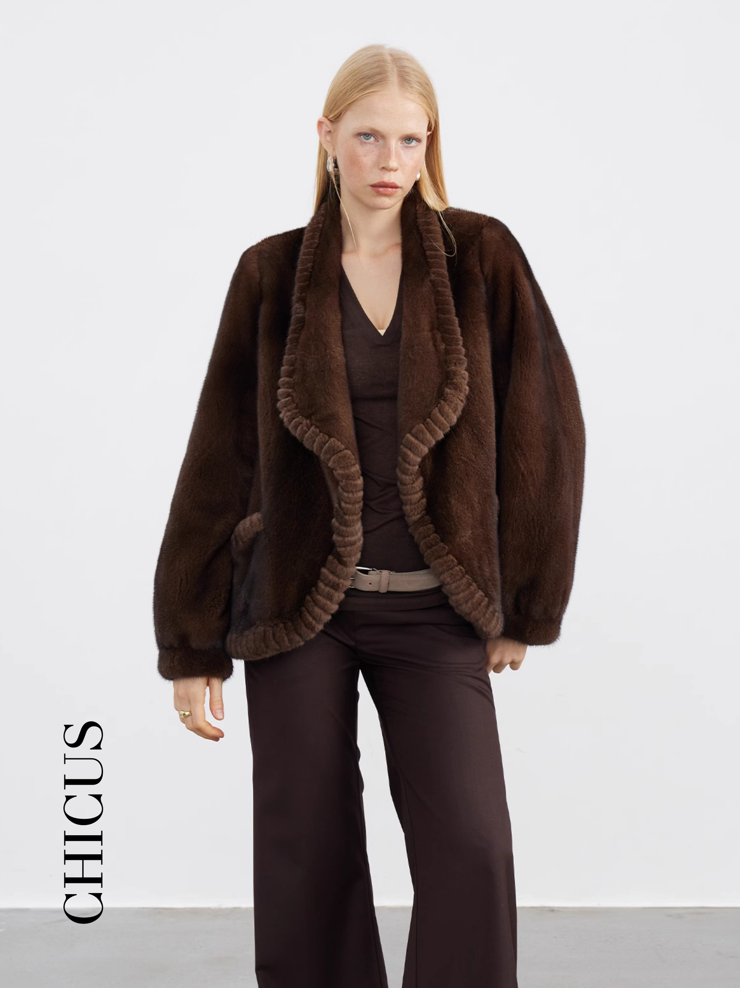 Anadolu Parsı "Kadim Güç" Kadın Kürk Ceket