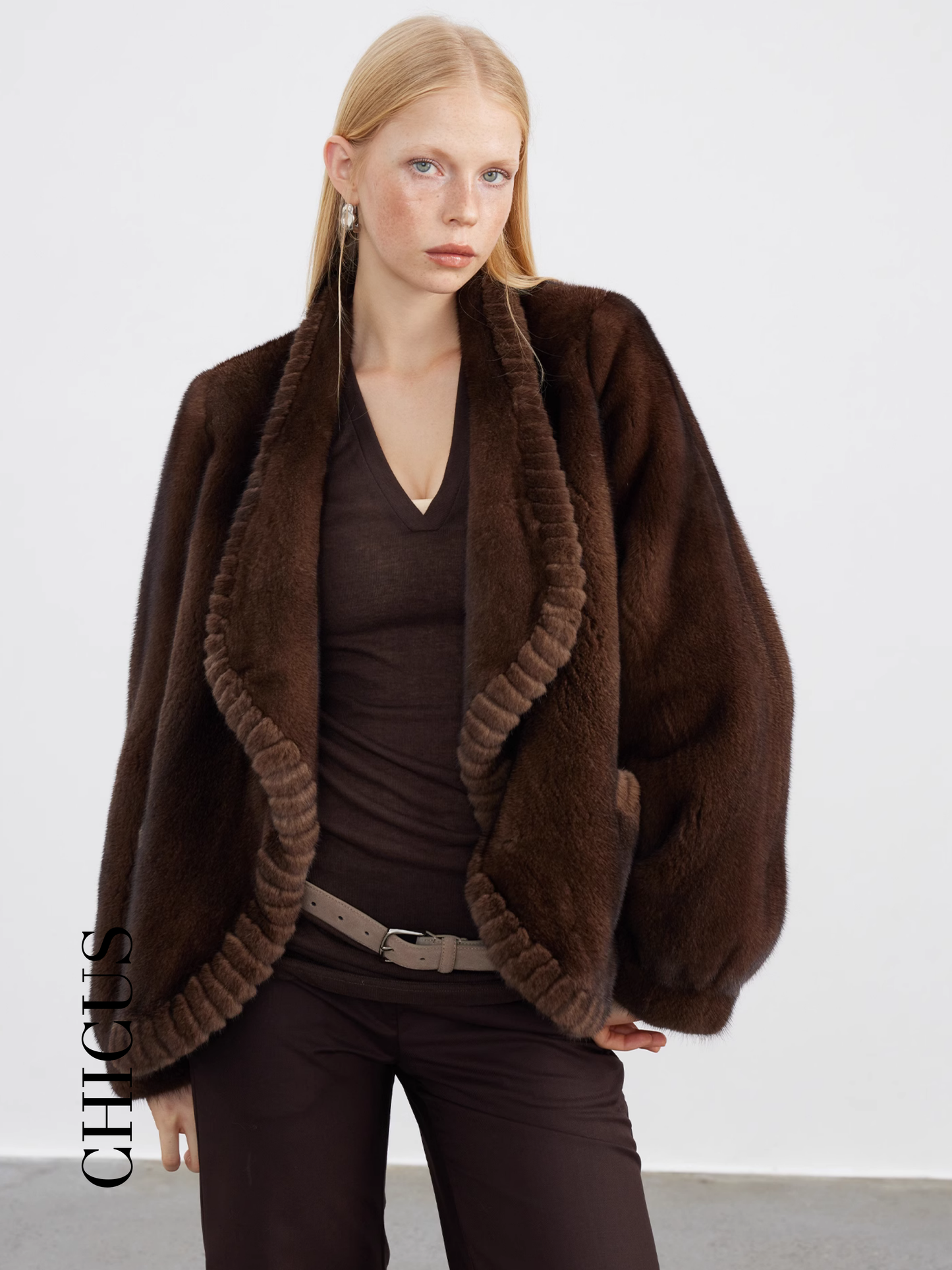 Anadolu Parsı "Kadim Güç" Kadın Kürk Ceket