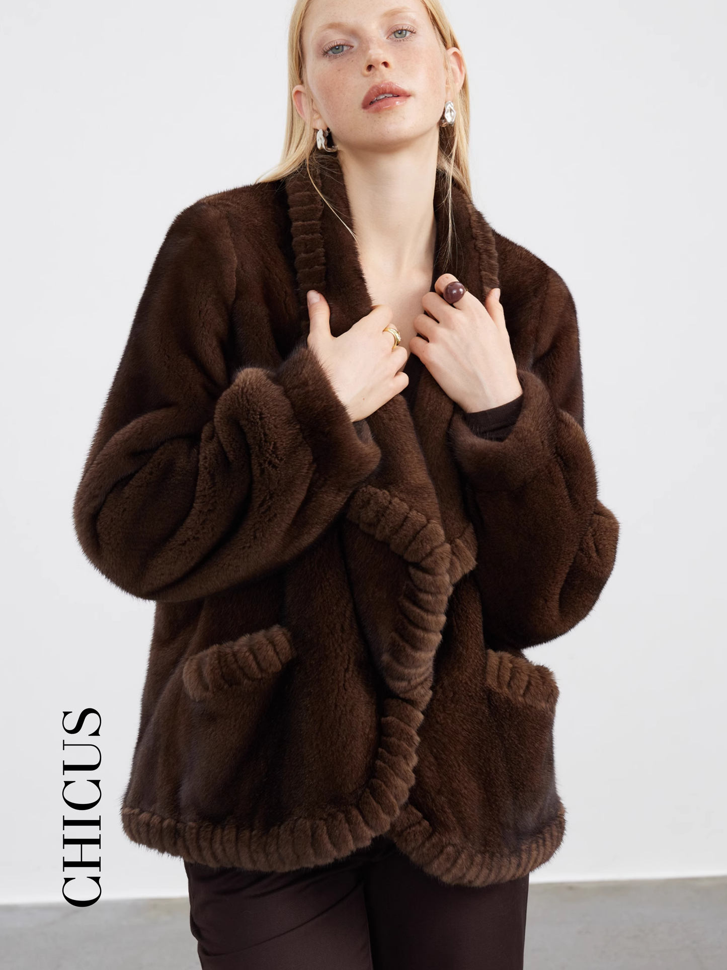 Anadolu Parsı "Kadim Güç" Kadın Kürk Ceket