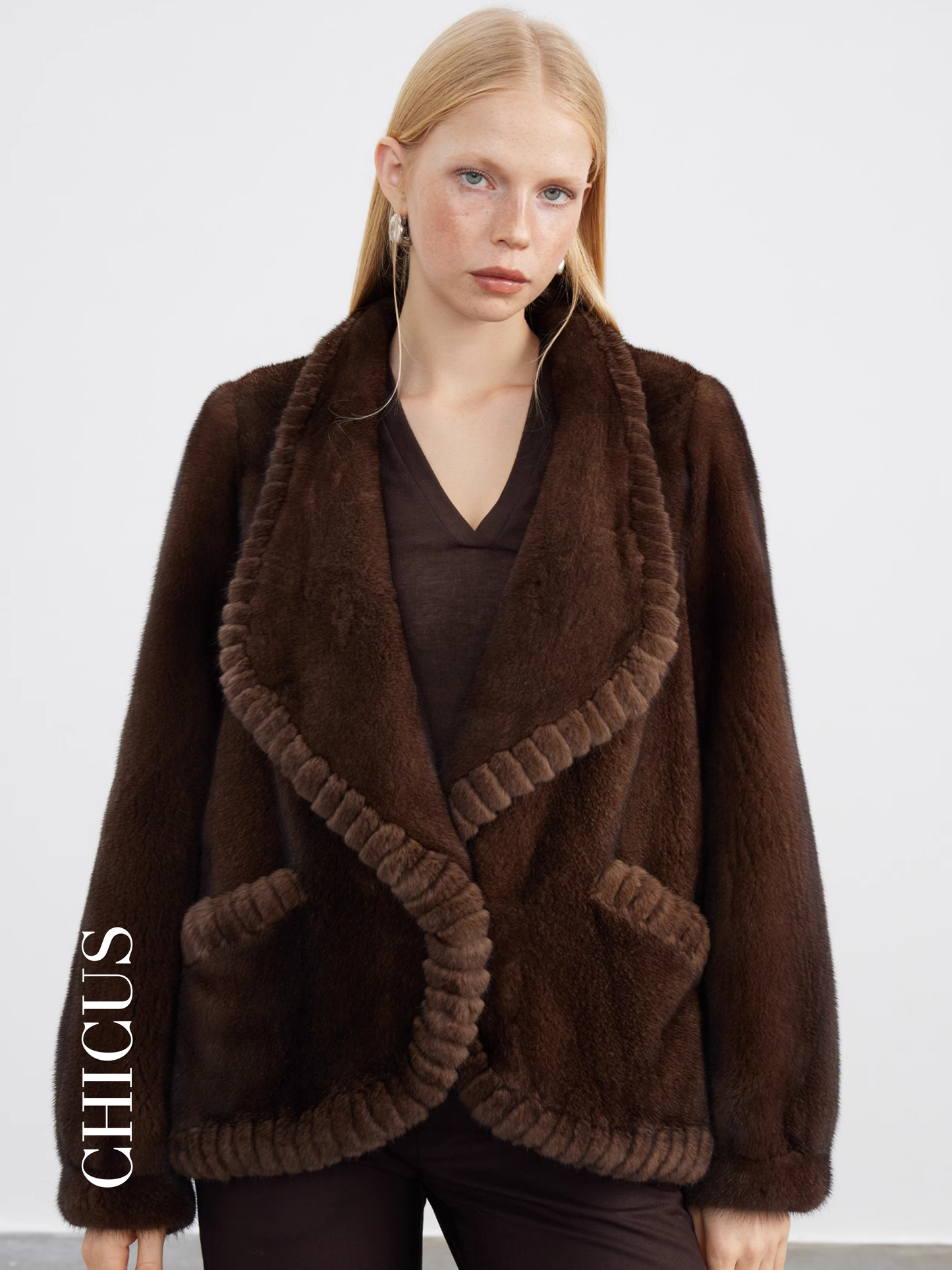 Anadolu Parsı "Kadim Güç" Kadın Kürk Ceket