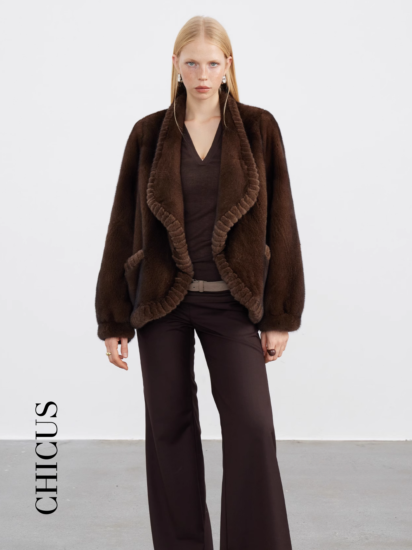 Anadolu Parsı "Kadim Güç" Kadın Kürk Ceket